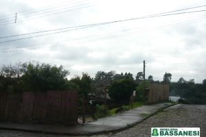 Terreno, no bairro Desvio Rizzo em Caxias do Sul para Comprar