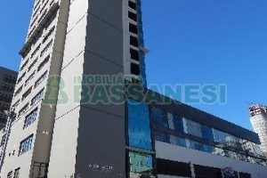 Sala com 76m², 1 vaga, no bairro Pio X em Caxias do Sul para Alugar ou Comprar