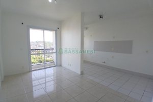 Apartamento com 60m², 2 dormitórios, 1 vaga, no bairro Santa Catarina em Caxias do Sul para Alugar