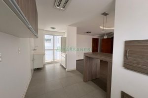 Apartamento com 95m², 2 dormitórios, 2 vagas, no bairro Madureira em Caxias do Sul para Alugar