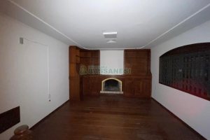Casa com 386m², 3 dormitórios, 2 vagas, no bairro Cinqüentenário em Caxias do Sul para Comprar