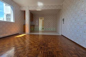 Apartamento com 177m², 4 dormitórios, 1 vaga, no bairro Lourdes em Caxias do Sul para Comprar
