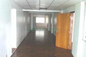 Loja com 180m², no bairro Lourdes em Caxias do Sul para Alugar