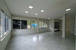 Loja com 153m², no bairro Lourdes em Caxias do Sul para Alugar