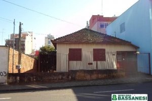 Casa com 432m², no bairro São Pelegrino em Caxias do Sul para Comprar