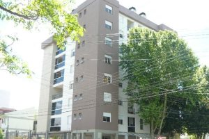 Apartamento com 82m², 3 dormitórios, 3 vagas, no bairro Vinhedos em Caxias do Sul para Comprar