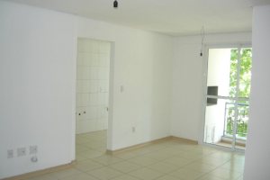 Apartamento com 82m², 3 dormitórios, 3 vagas, no bairro Vinhedos em Caxias do Sul para Comprar