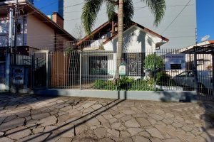 Casa Comercial com 90m², no bairro São Pelegrino em Caxias do Sul para Alugar