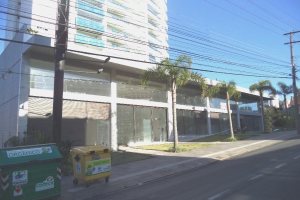 Loja com 312m², no bairro Pio X em Caxias do Sul para Alugar