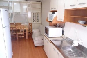 Apto Mobiliado com 61m², 2 dormitórios, 1 vaga, no bairro Centro em Caxias do Sul para Comprar