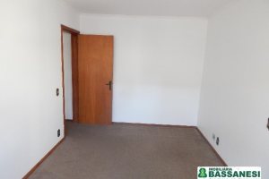 Apartamento com 146m², 3 dormitórios, 2 vagas, no bairro Pio X em Caxias do Sul para Alugar