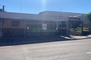 Loja com 95m², no bairro Kayser em Caxias do Sul para Alugar