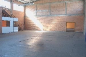 Pavilhão com 880m², no bairro Presidente Vargas em Caxias do Sul para Alugar