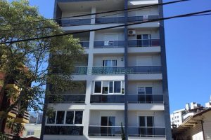 Kitinete com 39m², 1 dormitório, no bairro São Pelegrino em Caxias do Sul para Alugar