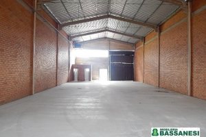 Pavilhão com 300m², no bairro Marechal Floriano em Caxias do Sul para Alugar