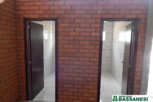 Pavilhão com 300m², no bairro Marechal Floriano em Caxias do Sul para Alugar
