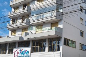 Apto Mobiliado com 67m², 2 dormitórios, 1 vaga, no bairro Lourdes em Caxias do Sul para Comprar