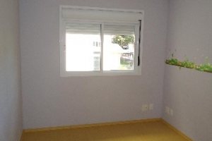 Apartamento com 90m², 3 dormitórios, 1 vaga, no bairro Floresta em Caxias do Sul para Alugar