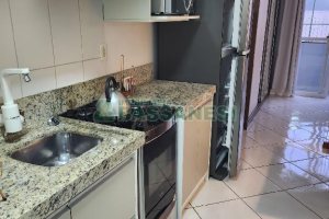Kitinete Mobiliado com 25m², 1 dormitório, 1 vaga, no bairro Petrópolis em Caxias do Sul para Alugar