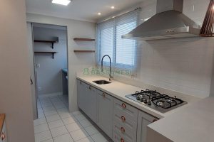 Apartamento com 62m², 2 dormitórios, no bairro Universitário em Caxias do Sul para Alugar