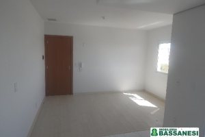 Apartamento com 56m², 2 dormitórios, 1 vaga, no bairro Morada dos Alpes em Caxias do Sul para Alugar ou Comprar