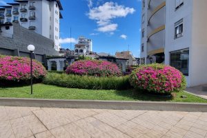 Apto Mobiliado com 94m², 3 dormitórios, 2 vagas, no bairro Rio Branco em Caxias do Sul para Comprar