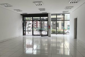 Loja com 124m², no bairro Centro em Caxias do Sul para Alugar