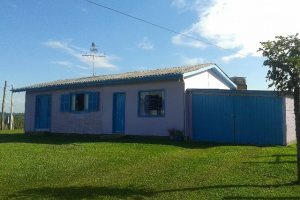 Casa com 80m², 3 dormitórios, 1 vaga, no bairro Jardim Iracema em Caxias do Sul para Comprar