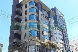 Sala com 110m², no bairro Centro em Caxias do Sul para Alugar