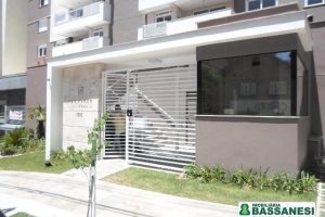 Apartamento com 117m², 3 dormitórios, 2 vagas, no bairro Centro em Caxias do Sul para Comprar