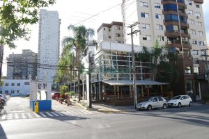 Loja com 675m², no bairro São Pelegrino em Caxias do Sul para Alugar