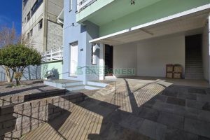Casa com 265m², 4 dormitórios, 2 vagas, no bairro Sanvitto em Caxias do Sul para Comprar