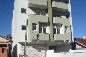 Loja com 98m², no bairro Lourdes em Caxias do Sul para Comprar