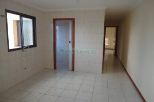 Apartamento com 60m², 2 dormitórios, 1 vaga, no bairro Petrópolis em Caxias do Sul para Alugar