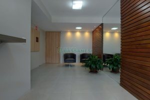 Apto Mobiliado com 79m², 2 dormitórios, 2 vagas, no bairro Medianeira em Caxias do Sul para Alugar