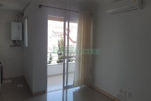 Apartamento com 37m², 1 dormitório, 1 vaga, no bairro Petrópolis em Caxias do Sul para Alugar