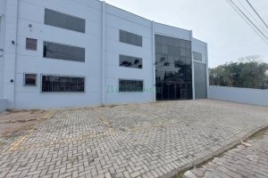 Pavilhão com 678m², no bairro Ana Rech em Caxias do Sul para Alugar