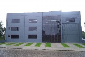 Pavilhão com 678m², no bairro Ana Rech em Caxias do Sul para Alugar