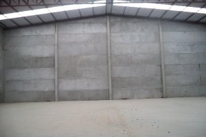 Pavilhão com 678m², no bairro Ana Rech em Caxias do Sul para Alugar