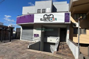 Casa com 156m², 3 dormitórios, 5 vagas, no bairro São Pelegrino em Caxias do Sul para Alugar