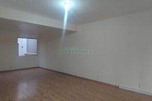 Casa Comercial com 263m², no bairro São Pelegrino em Caxias do Sul para Alugar