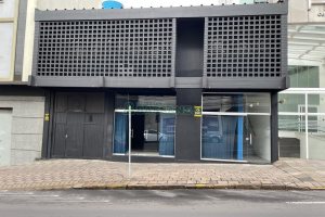Pavilhão com 620m², no bairro Exposição em Caxias do Sul para Alugar