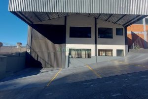 Pavilhão com 280m², no bairro Santa Catarina em Caxias do Sul para Alugar