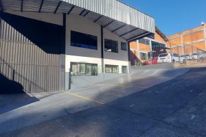 Pavilhão com 280m², no bairro Santa Catarina em Caxias do Sul para Alugar