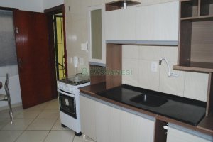 Apartamento com 38m², 1 dormitório, 1 vaga, no bairro Sagrada Família em Caxias do Sul para Alugar