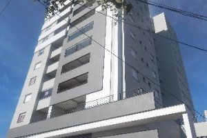Apartamento com 85m², 2 dormitórios, 2 vagas, no bairro Sagrada Família em Caxias do Sul para Comprar