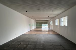 Loja com 120m², no bairro Centro em Caxias do Sul para Alugar
