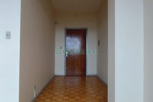 Sala com 66m², no bairro Centro em Caxias do Sul para Alugar