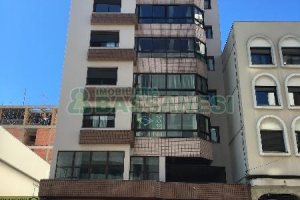 Apartamento com 126m², 3 dormitórios, 2 vagas, no bairro São Pelegrino em Caxias do Sul para Alugar ou Comprar