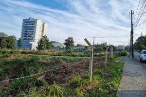 Terreno, no bairro Vila Horn em Caxias do Sul para Comprar